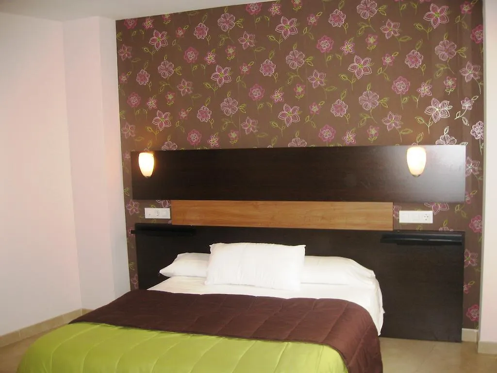 Apartamentos Medina Reyes Catolicos Granada Spain